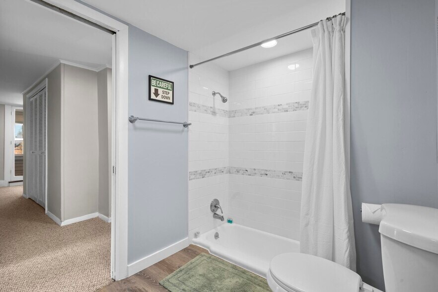 Building Photo - 11 Seaview Ave