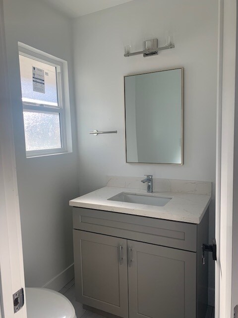 Building Photo - 5340 S J St