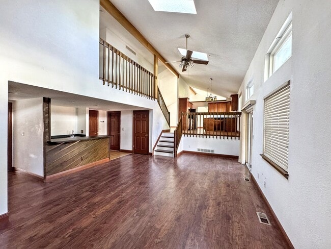 Building Photo - 18203 E Berry Dr