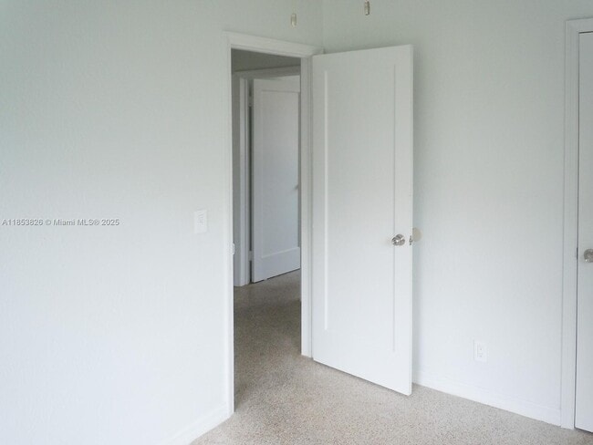 Building Photo - 2124 Taylor St