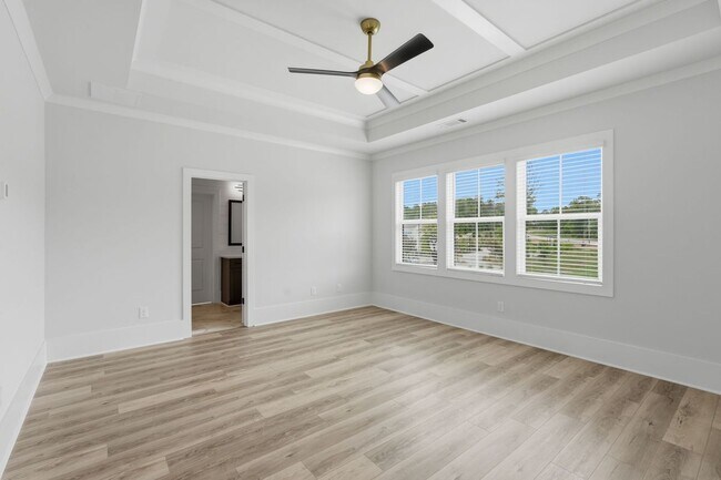 Building Photo - 331 Orchid St