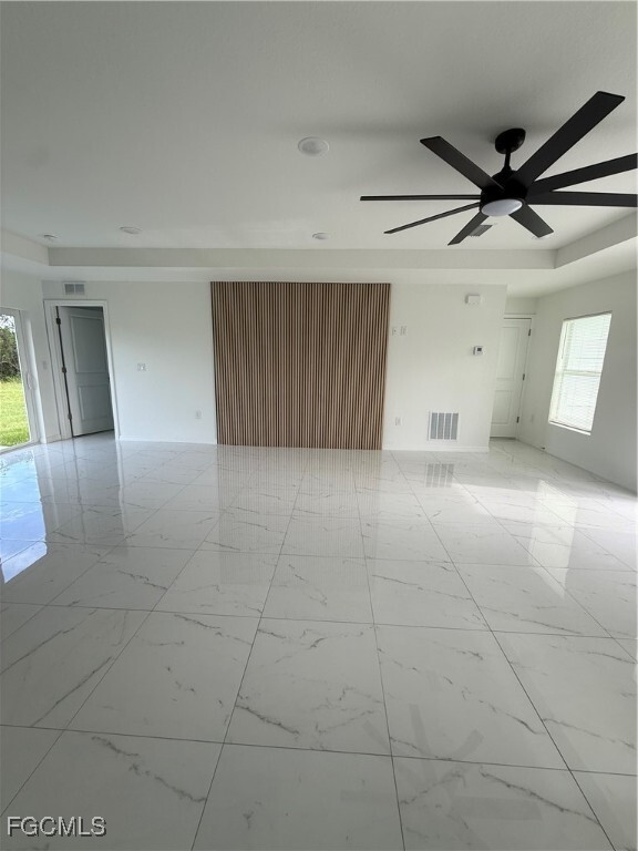 Building Photo - 418 Pinehurst Ave