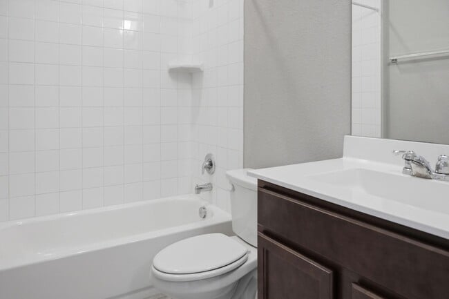 Building Photo - 103 Trailside Ln