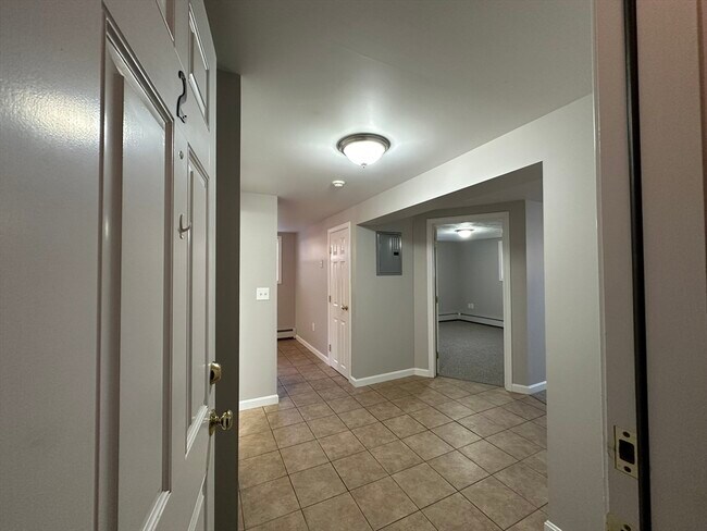 Building Photo - 85 Hosmer St