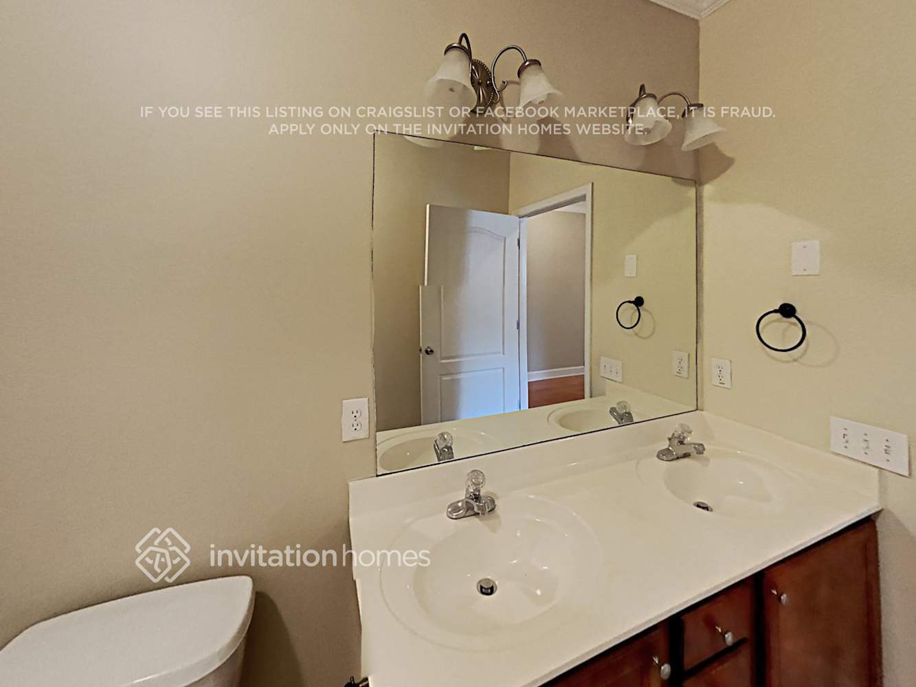 Building Photo - 2709 Westport Ln SW