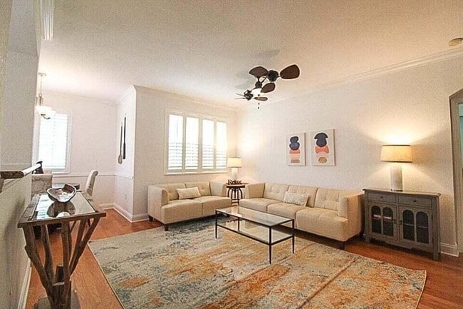 Building Photo - 11018 Legacy Dr