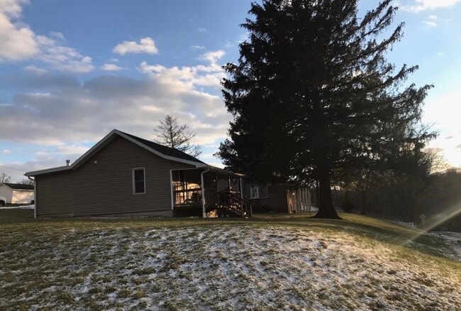 Building Photo - 314 Goram Rd