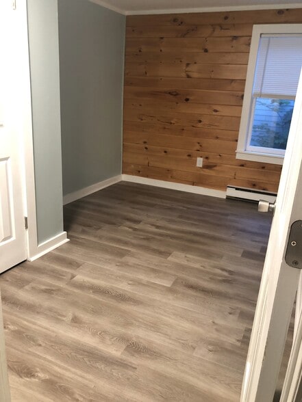 Building Photo - 108 Clinton St