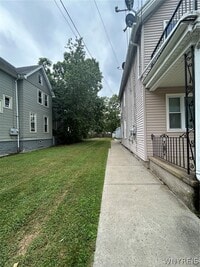 Building Photo - 286 Normal Ave