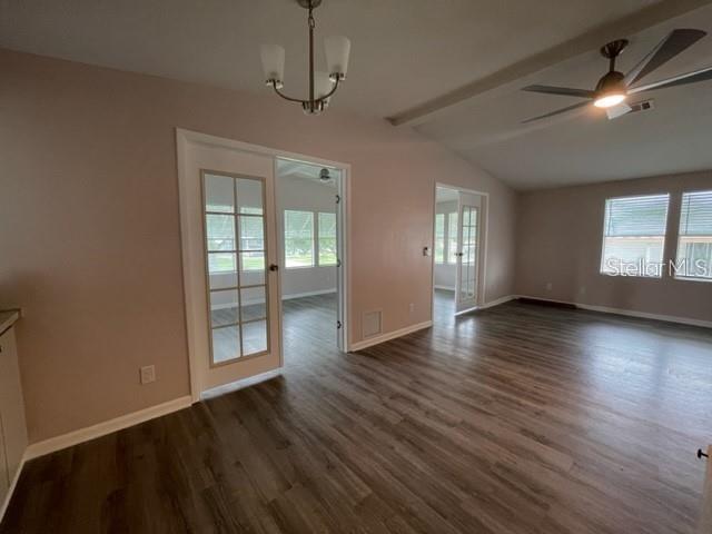 Building Photo - 1211 Panama Pl