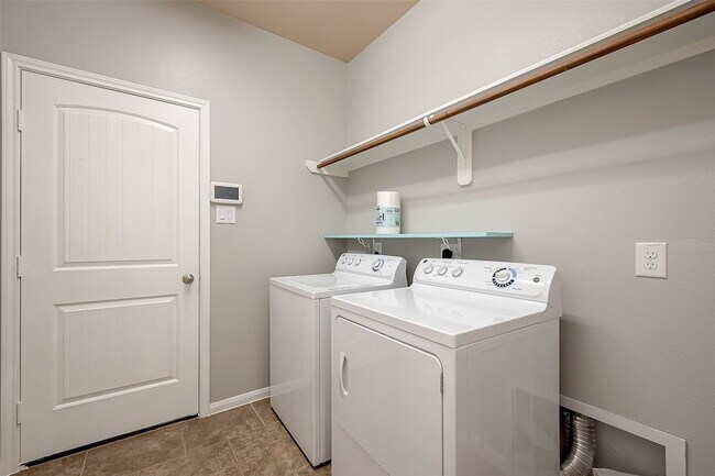 Building Photo - 11618 Lantana Reach Dr