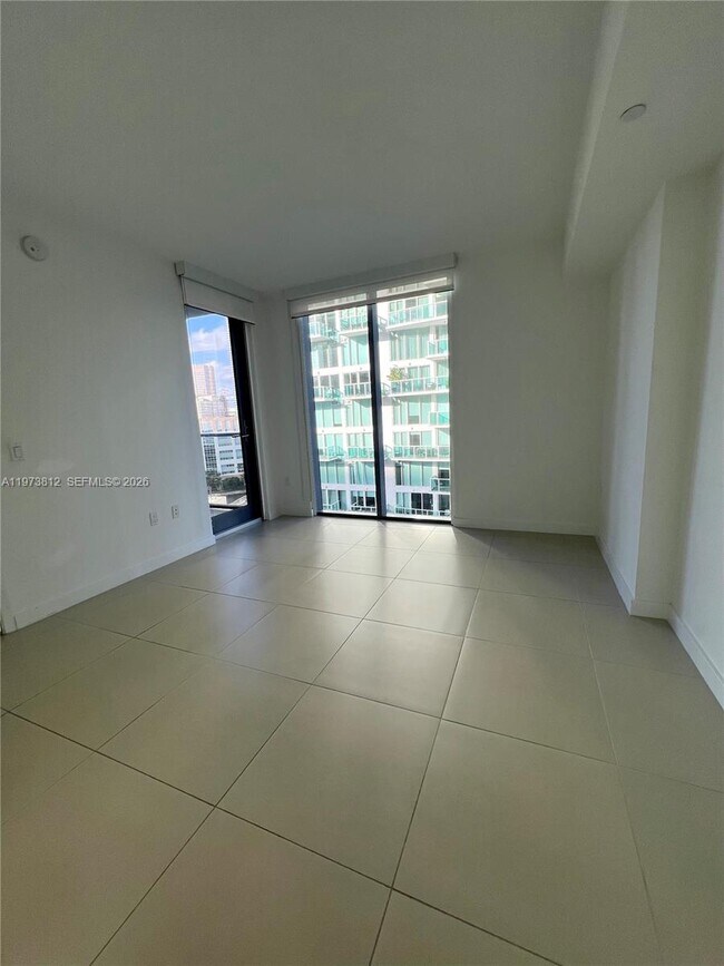 Building Photo - 31 SE 6th St