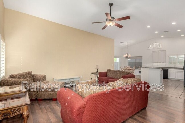 Building Photo - 44087 Granite Dr