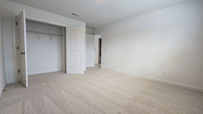 Building Photo - 1519 S Broad St