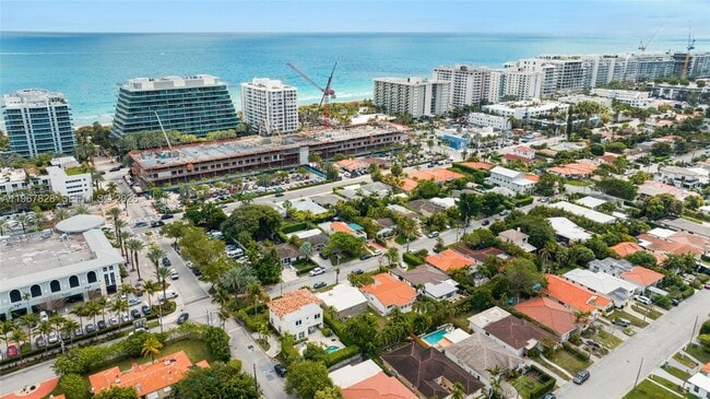 Building Photo - 9372 Abbott Ave