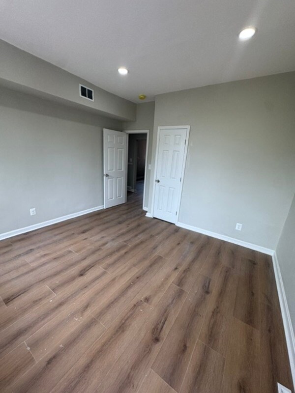 Building Photo - 2547 Park Heights Terrace