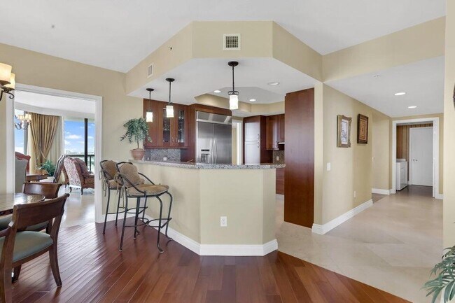 Building Photo - 3620 Gardens Pkwy