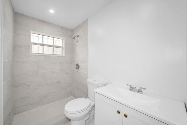 Building Photo - 2125 NW 91st St