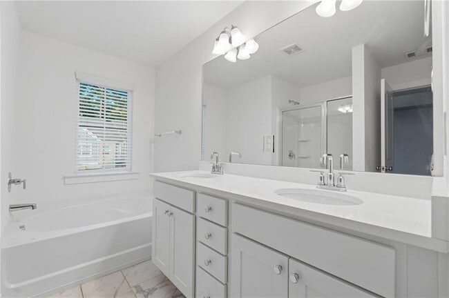 Building Photo - 2244 Mulsanne Dr