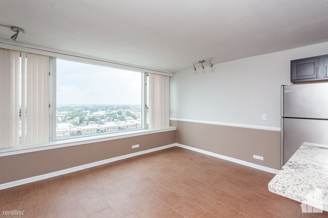 Building Photo - Studio, 1 bath Condo - 2728 N Hampden Ct