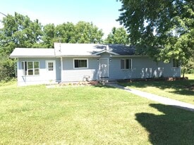 Building Photo - 165 Kendall Ave