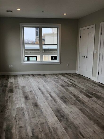 Building Photo - 1449 Tremont St