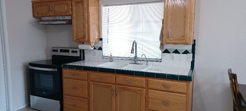 Building Photo - 13818 E 52nd St