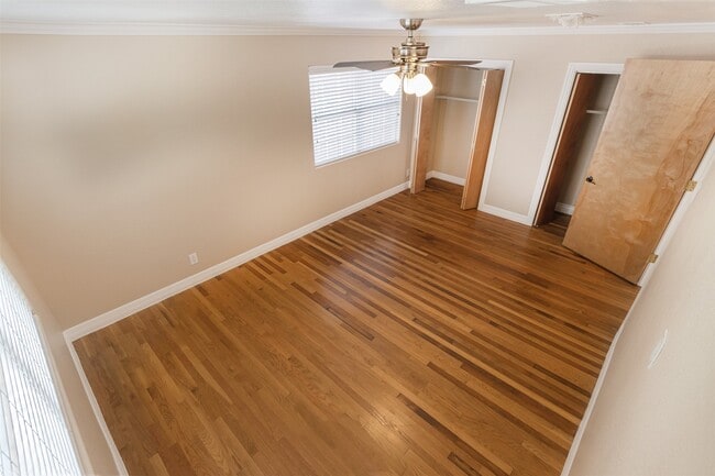 Building Photo - 2098 Harland Dr