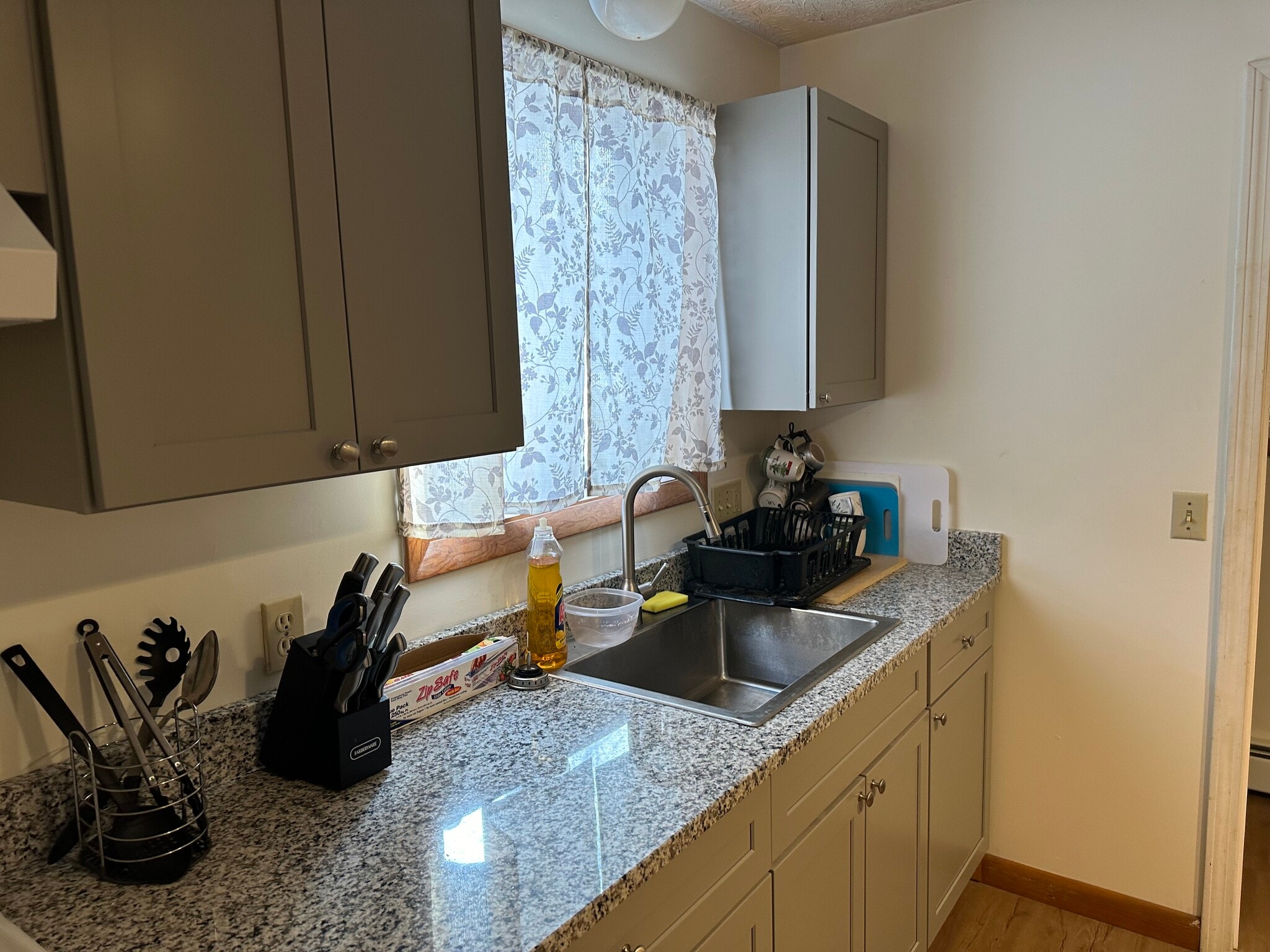 Building Photo - 7 Langdon St