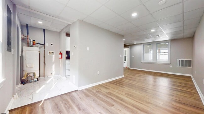 Building Photo - 722 Pearl Pl