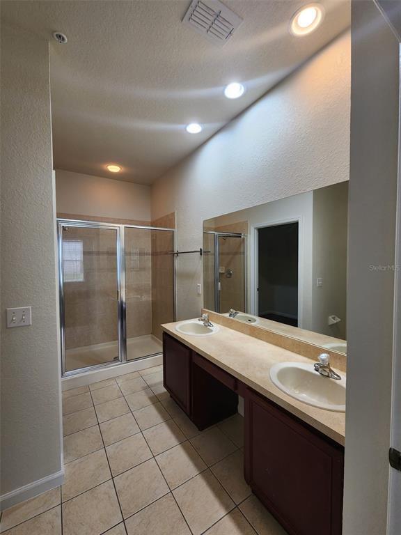 Building Photo - 3025 Greystone Loop