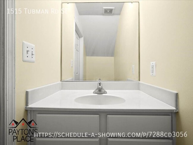 Building Photo - 1515 Tubman Rd SE