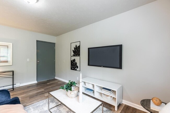 Building Photo - 2486 White St