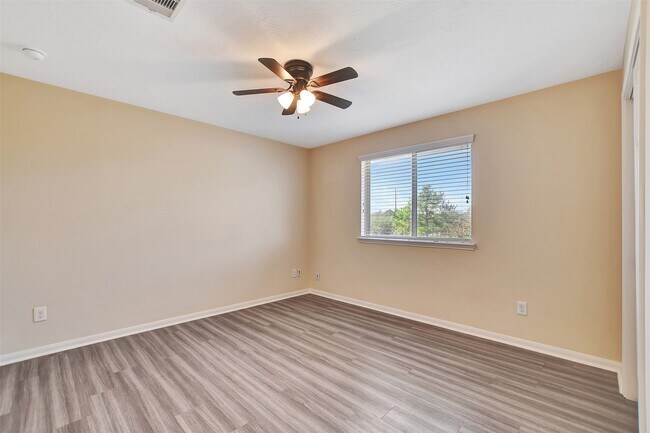 Building Photo - 15103 Sun Glaze Ct