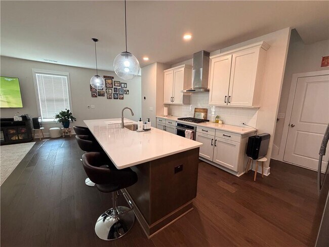 Building Photo - 1250 Wintergreen Wy