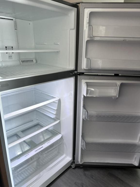 Building Photo - 911 W McKay Rd