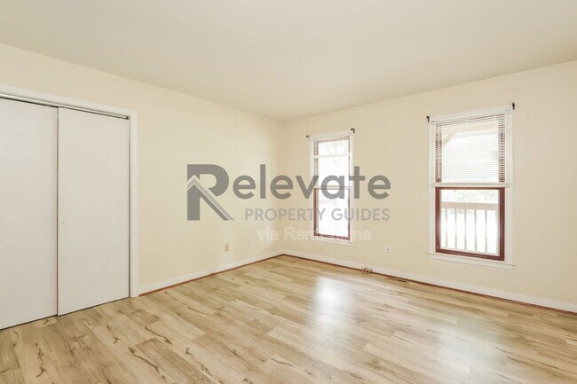 Building Photo - 1031 Huntersdell Terrace