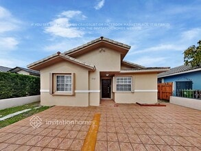 Building Photo - 3261 W 70th Terrace