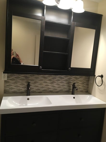 Bathroom double vanity - 1851 Broadway St