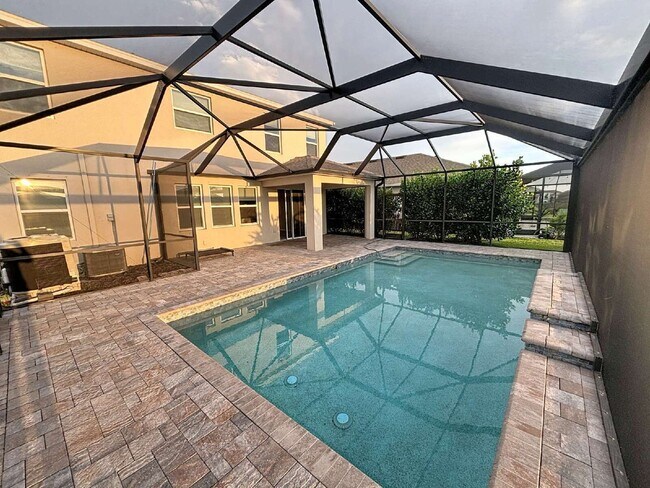 Building Photo - 12657 Promenade Estates Blvd