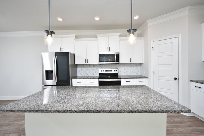 Building Photo - Brand New 5 Bed 3 Bath Near Fort Eisenhower!!