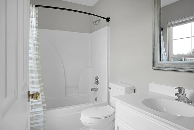 Building Photo - 209 Killarney Trail