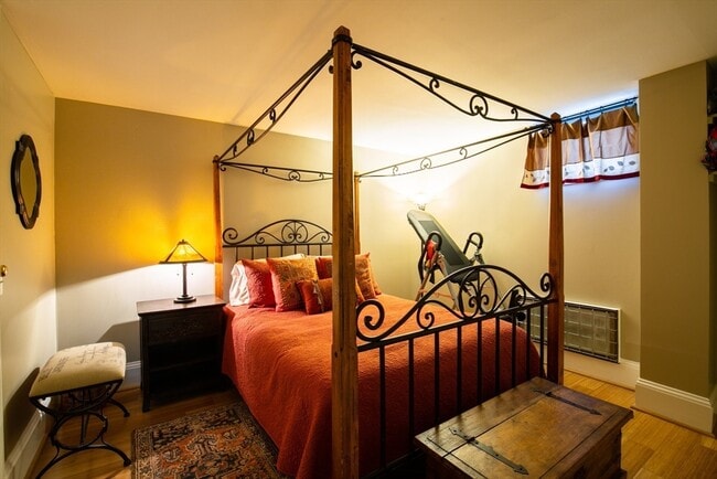 Building Photo - 1401 Great Pond Rd