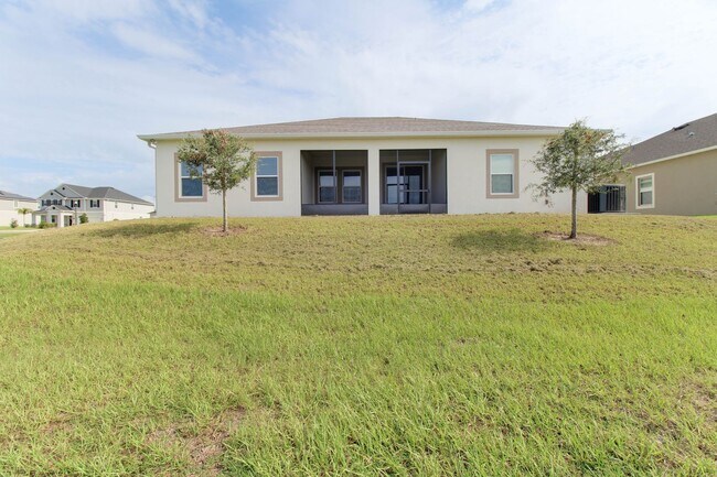 Building Photo - 2525 Carriage Pointe Loop