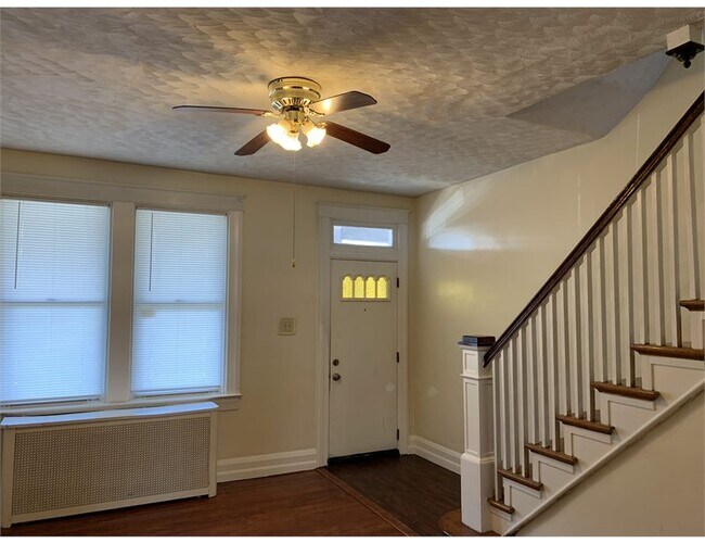 Building Photo - 518 Winston Ave