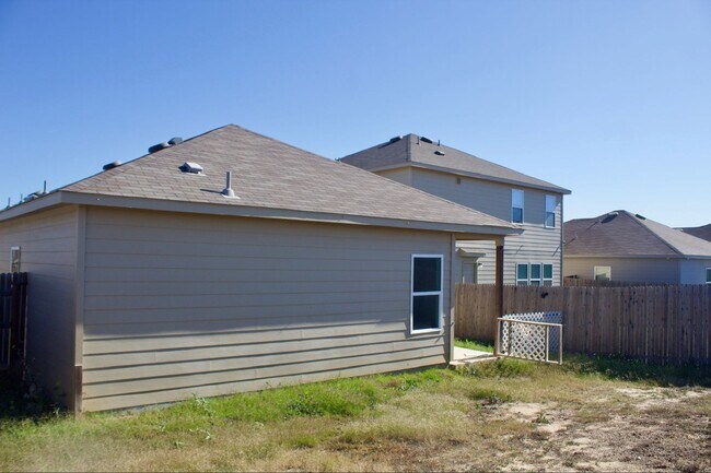Building Photo - Butterfield Ranch