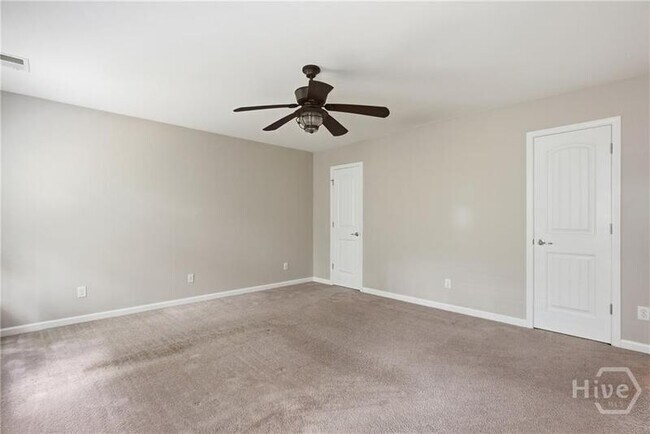 Building Photo - 380 Summer Hill Way
