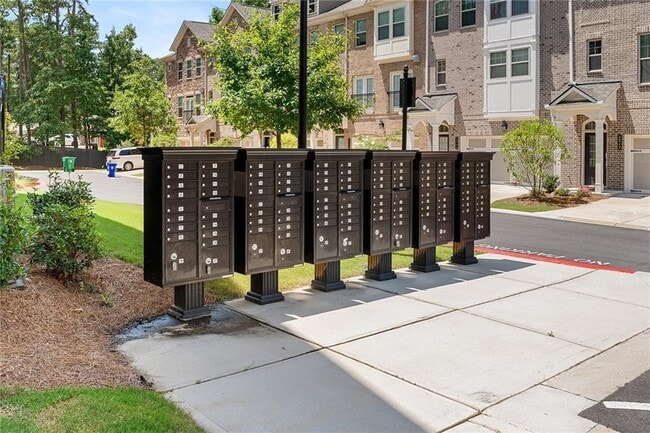 Building Photo - 1397 Live Oak Ln