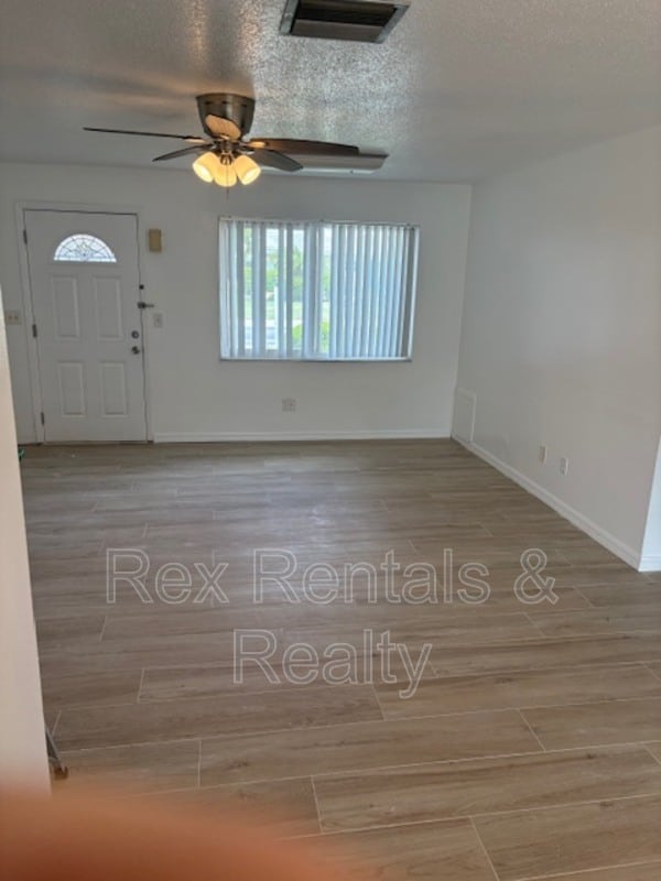 Building Photo - 4420 96th Ave N