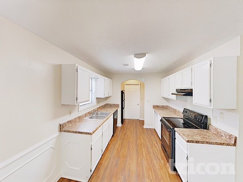 Building Photo - 2845 Spring Green Way